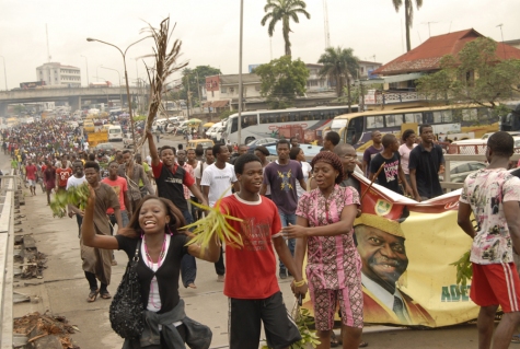 Nigerian students in fierce protest over UNILAG name change | Petition News